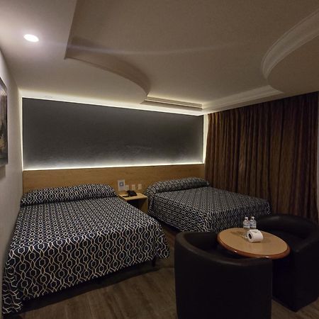 Hotel Y Villas Gran Via 멕시코 시 외부 사진