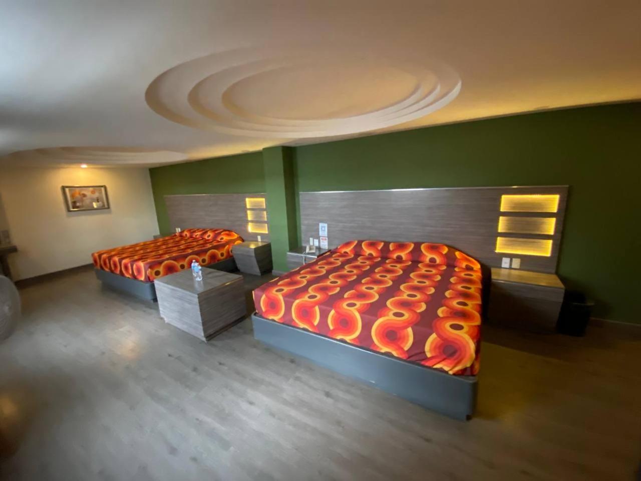 Hotel Y Villas Gran Via 멕시코 시 외부 사진