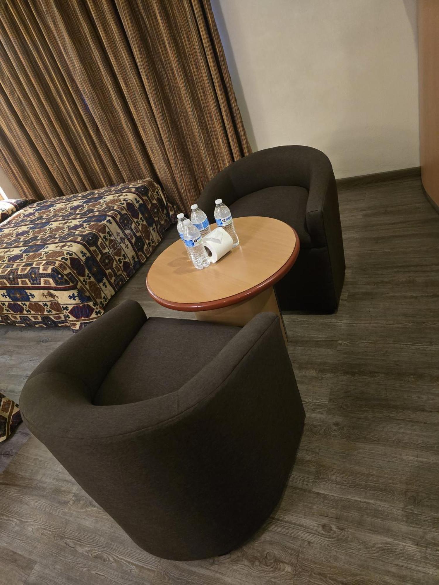 Hotel Y Villas Gran Via 멕시코 시 외부 사진